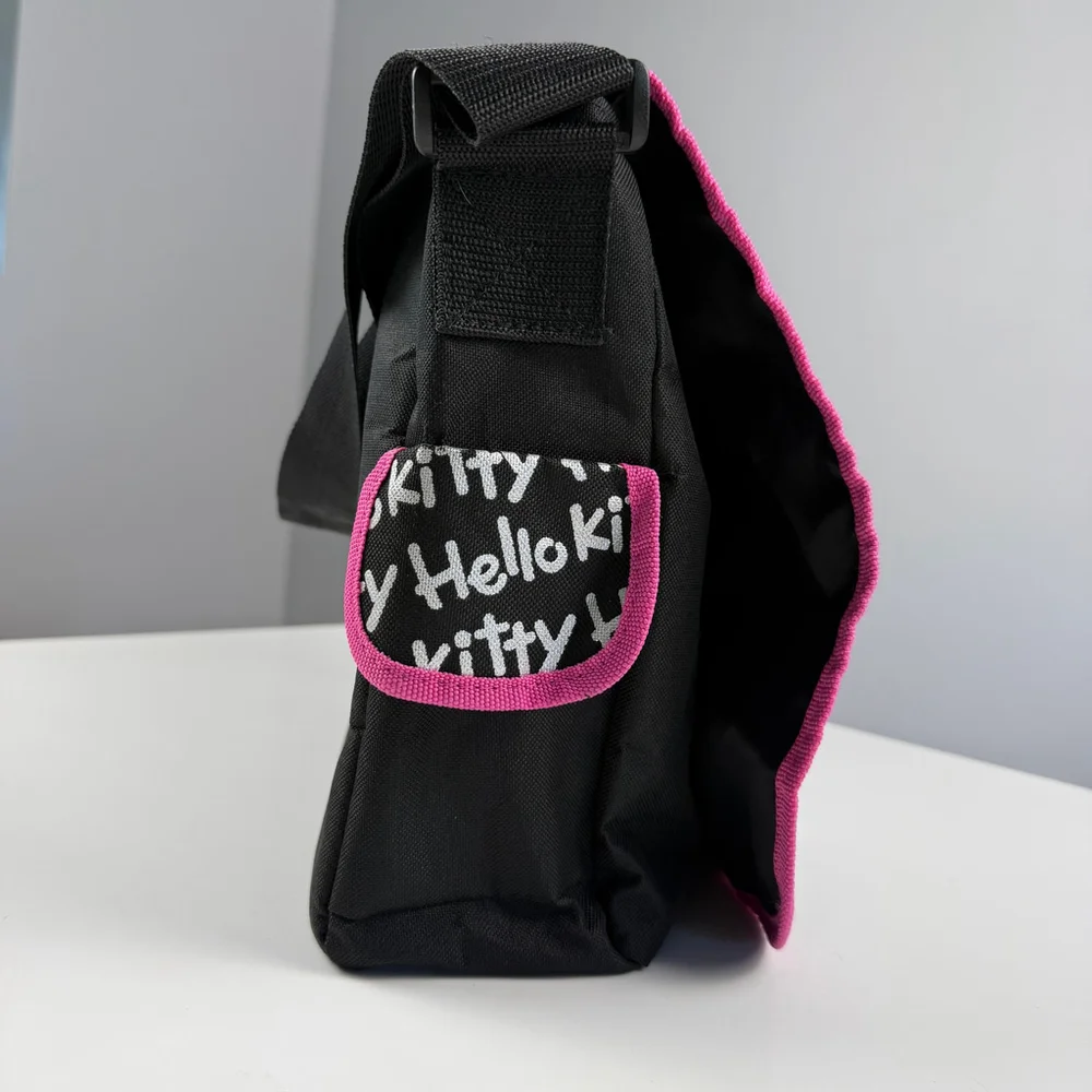 Sanrio official Hello Kitty Messenger Bag Black Pink - Picture 4 of 13